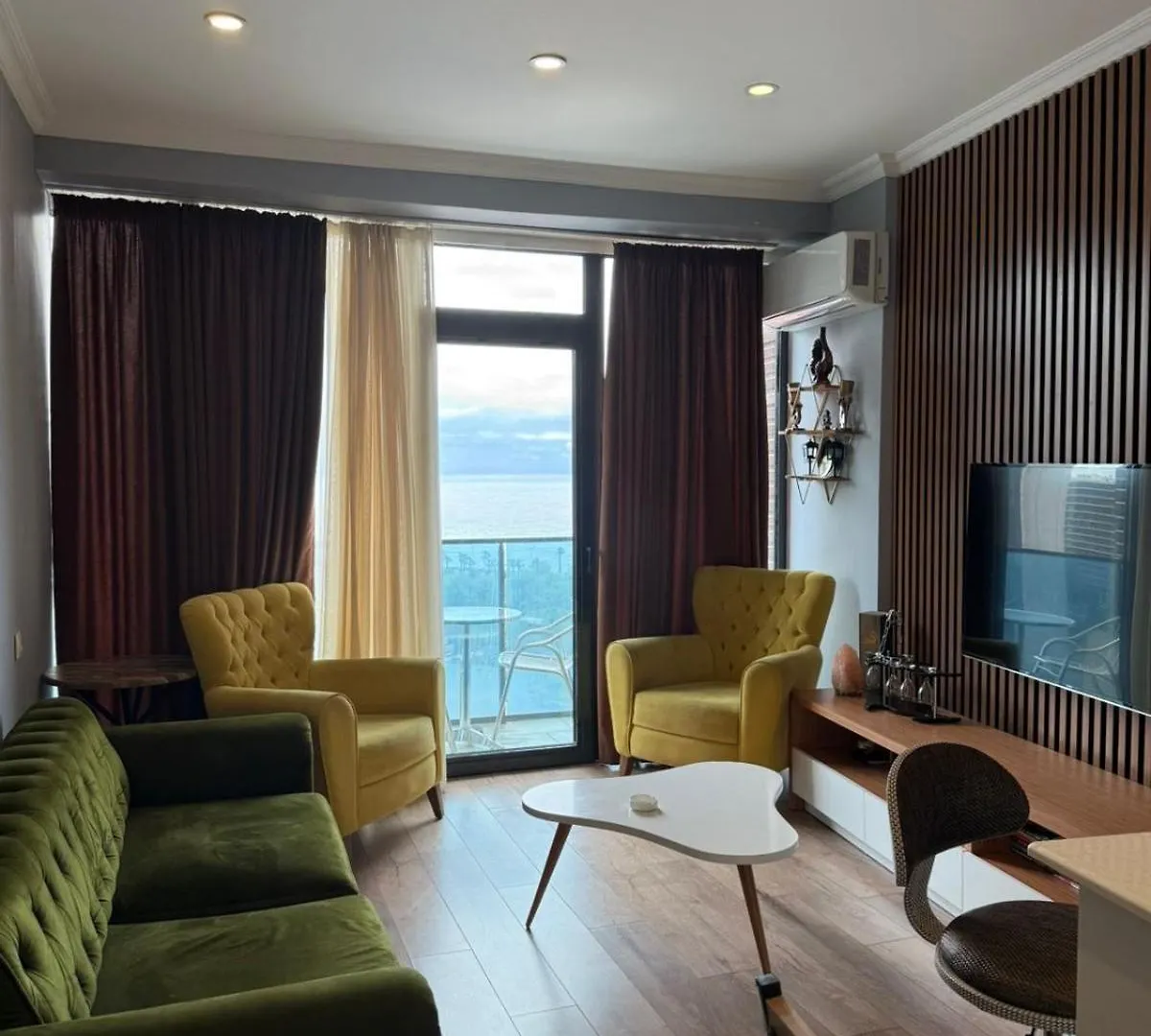 Metrocity Residence D 바투미